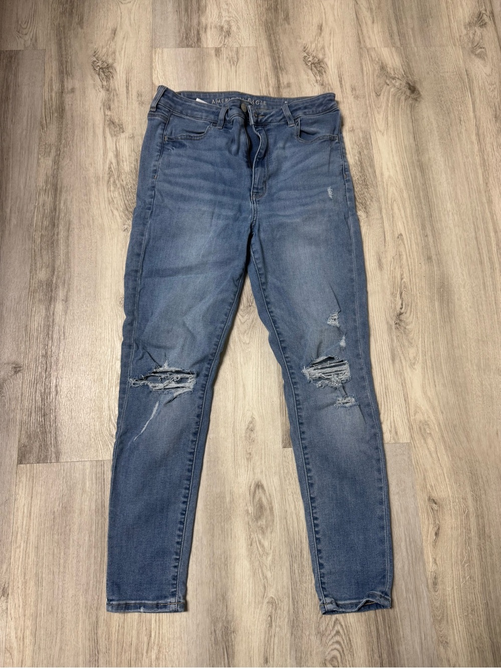 American Eagle Outfitters Distressed Blue Skinny Jeans - Women's
